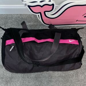 Nike Black Gary Pink Just Do It Work Out Shoulder Carry Gym Travel Duffel Bag